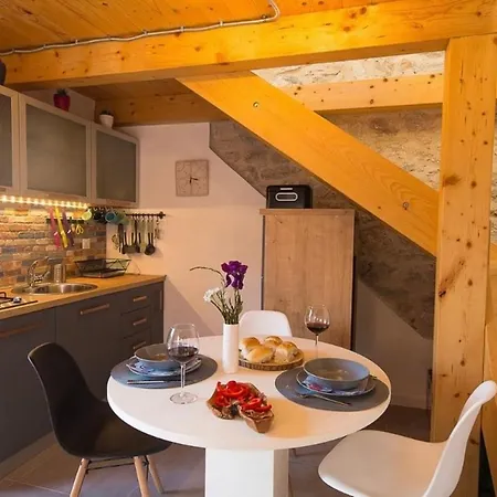Prázdninový dům Secluded House With Wifi - 21177 *